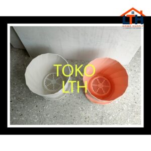 2-818-1.jpg POT BUNGA 21 GESSLER TWIST + ALAS TATAKAN / POT TANAMAN