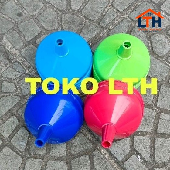 2-884-1.jpg CORONG AIR 10 CM PLASTIK WARNA CORONG MINYAK SERBAGUNA CORONG KECIL DAPUR 8 CM