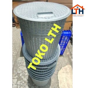 2-909-1.jpg KERANJANG BAJU PAKAIAN KOTOR MOTIF ROTAN BULAT SILVER ABU LAUNDRY BASKET BAG WADAH KOTAK HAMPERS PARCEL