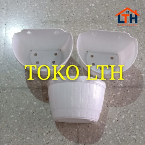 Pot Tempel Dinding Gentong Motif Kayu