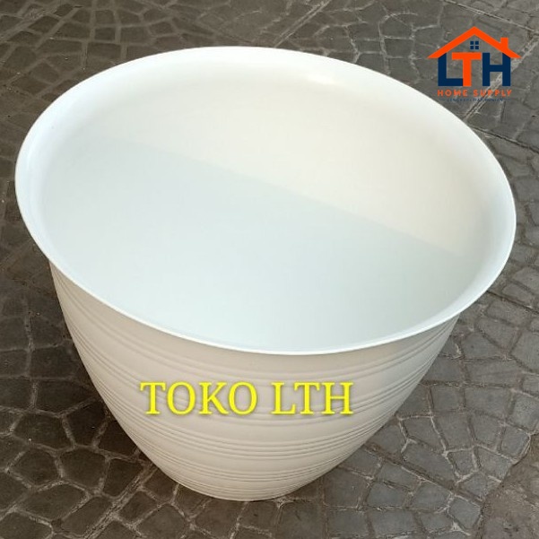 POT TAWON MADU 45 PUTIH / POT BUNGA / POT TANAMAN PUTIH PLASTIK