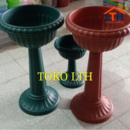 3-45-1.jpg POT BUNGA PIALA KAKI TINGGI - TIARA POT 112 LION STAR FP19 / POT TANAMAN AIR