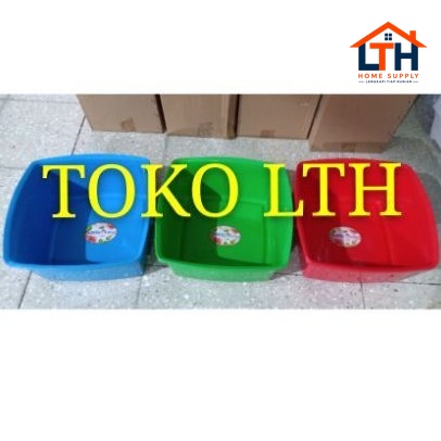 3-501-1.jpg BASKOM SEGI NO 33 BASIC HOME LION STAR PLASTIK BA-62 BA62 BAK WASKOM PERSEGI SERBAGUNA