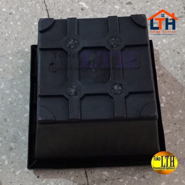 3-600-1.jpg Pot Segi 24 - Hitam
