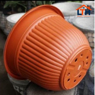 4-148-1.jpg POT PLASTIK 40 CM COKLAT 817 / POT TANAMAN / POT BUNGA