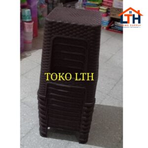 4-149-1.jpg KURSI TINGGI PLASTIK MOTIF ROTAN TABITHA / KURSI TINGGI PLASTIK / BANGKU BASO