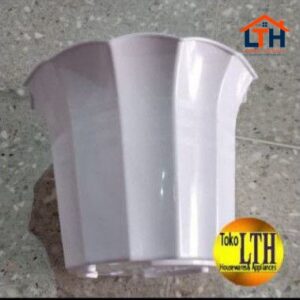 4-173-1.jpg POT LILY 25 CM PUTIH / POT TANAMAN PLASTIK / POT BUNGA