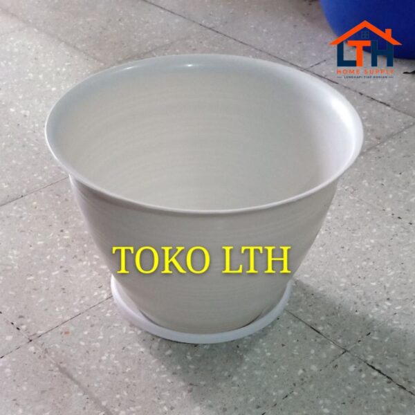 POT TAWON MADU 40 PUTIH / POT BUNGA / POT TANAMAN PUTIH PLASTIK
