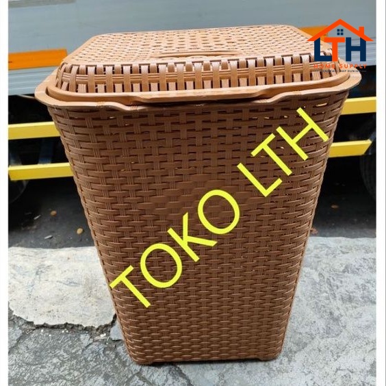 4-286-1.jpg KERANJANG BAJU PAKAIAN KOTOR MOTIF ROTAN BESAR SERBAGUNA LAUNDRY BASKET BAG
