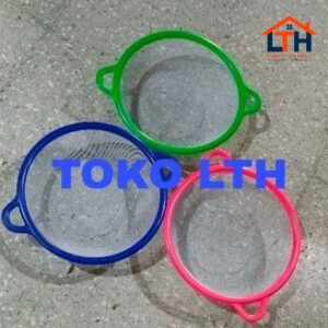 4-451-1.jpg SARINGAN AYAKAN STRAINER KUKUSAN STAINLESS WARNA CUCI SAYUR BUAH SERBAGUNA