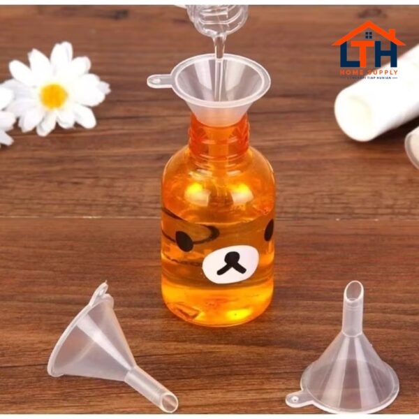 4-474-1.jpg Corong Plastik Mini