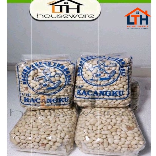 5-195-1.jpg KACANG TANAH KUPAS MENTAH 500 GRAM SETENGAH KG 500GR