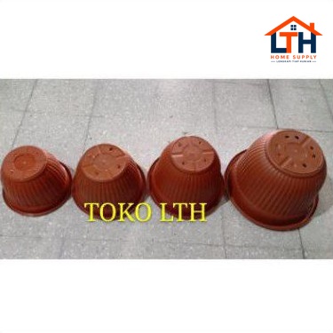 5-65-1.jpg POT PLASTIK 40 CM COKLAT 817 / POT TANAMAN / POT BUNGA