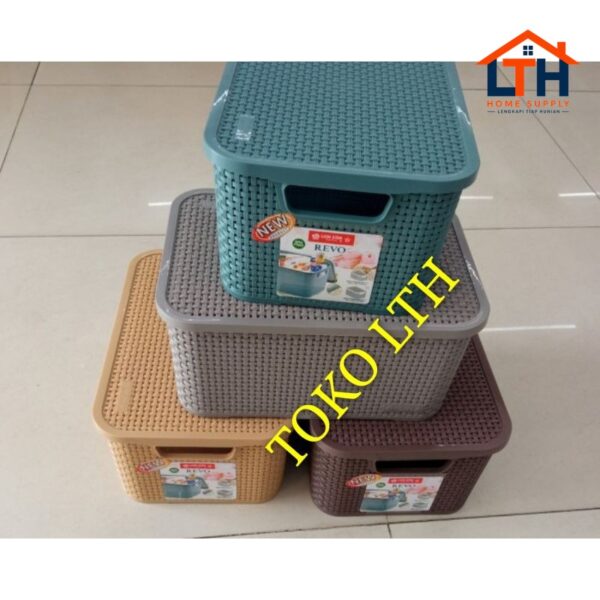 5-70-1.jpg REVO STORAGE 10 LITER CA13 KOTAK BOX WADAH PENYIMPANAN SERBAGUNA TUTUP CA 13 LION STAR / CONTAINER BOX / KERANJANG TUTUP