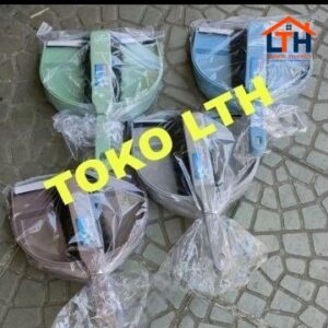 6-4-1.jpg PENGKI MINI + SIKAT-LIVINA DUSTPAN SET NO. 701-LION STAR BP-3