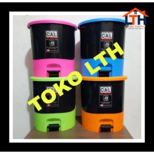 6-49-1.jpg TEMPAT SAMPAH INJAK BULAT 15 LITER SHINPO SIP 715 TONG SAMPAH PEDAL WARNA SIP715